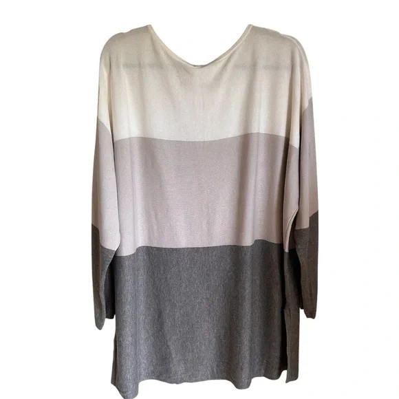 MarlaWynne Color-block Top - Picture 2 of 6